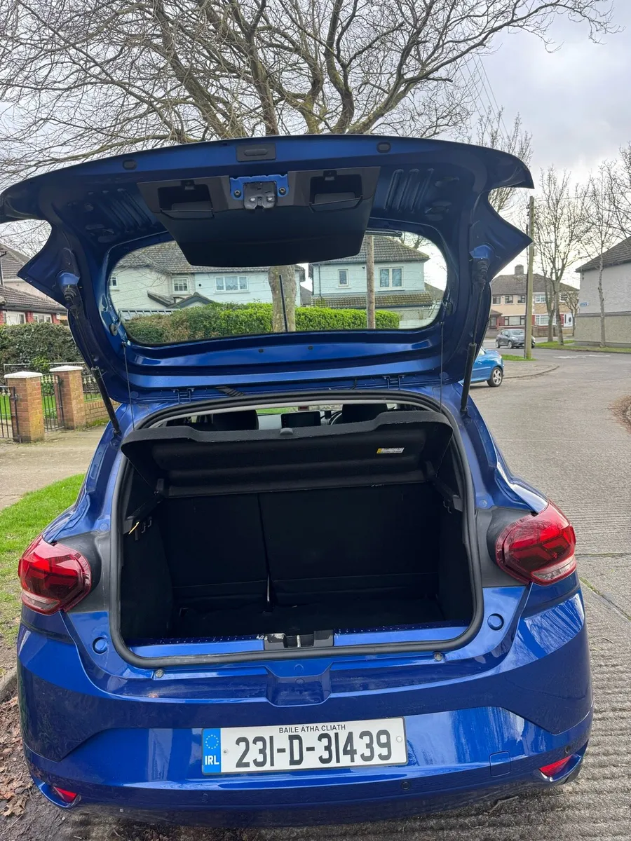 Dacia Sandero expression - Image 3
