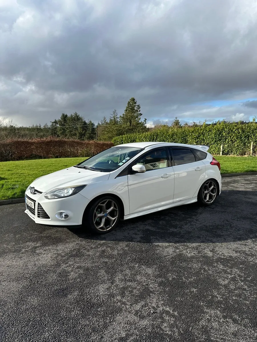 131 FORD FOCUS ZETEC 1.6 DIESEL / NEW NCT AND TAX - Image 1
