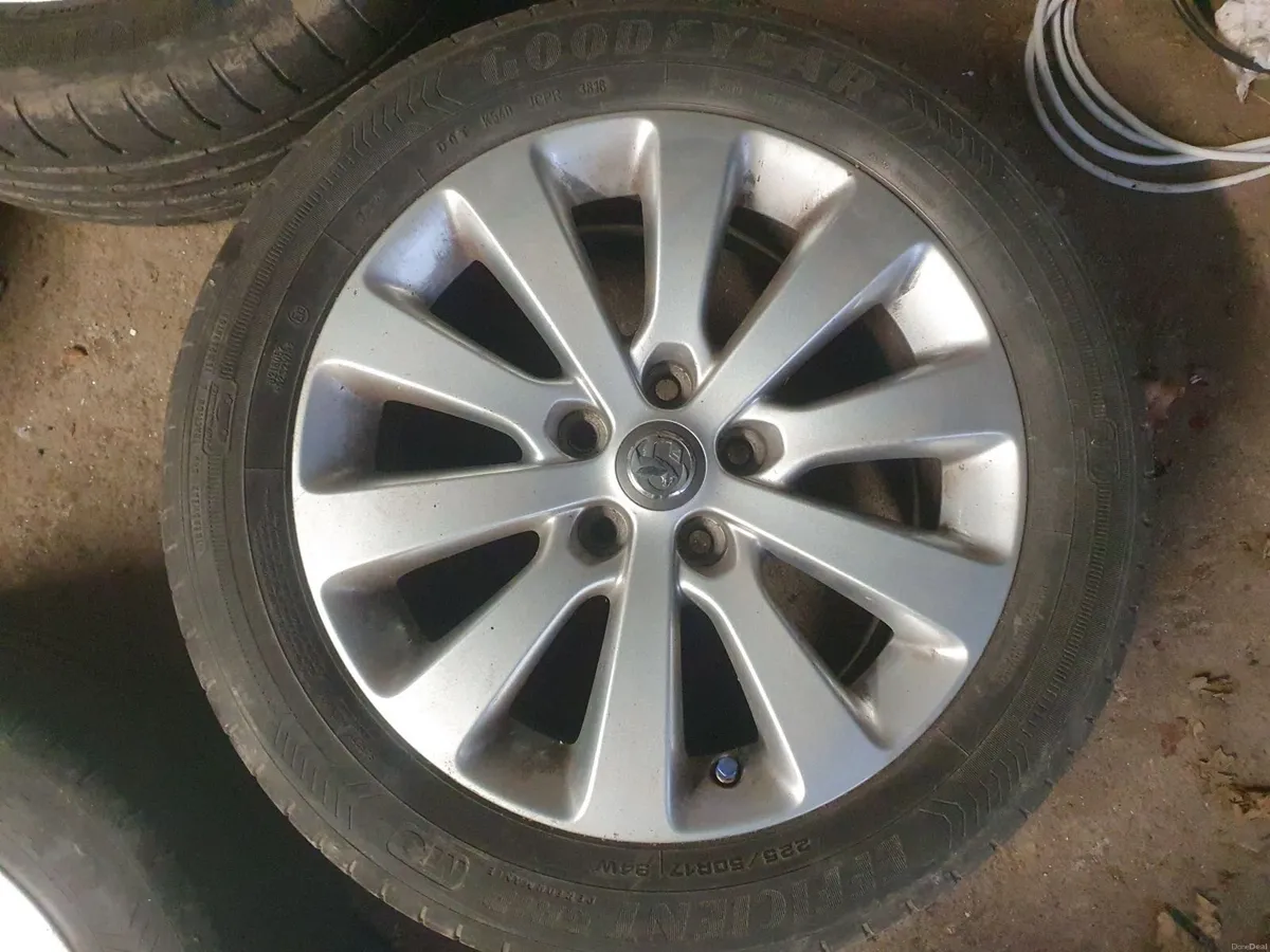 Vauxhall Astra 2014 - Image 4