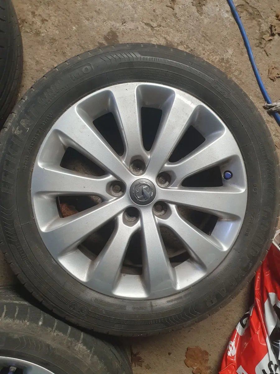 Vauxhall Astra 2014 - Image 3