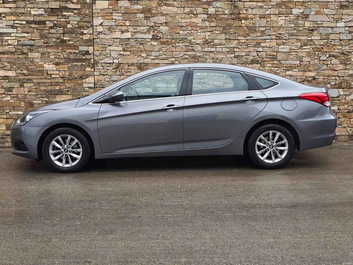 151 Hyundai i40 1.7 CRDI S - Image 4