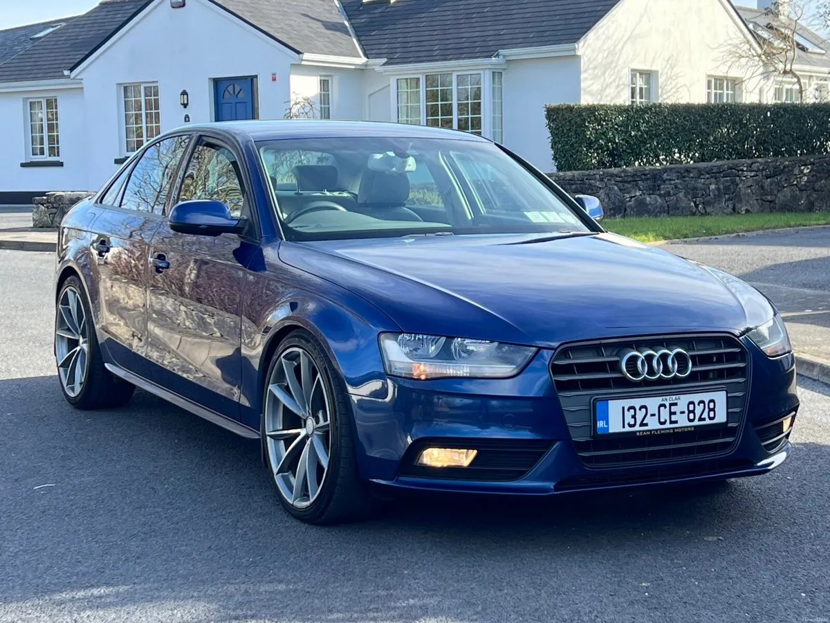 AUDI A4  (€6,900) - Image 1