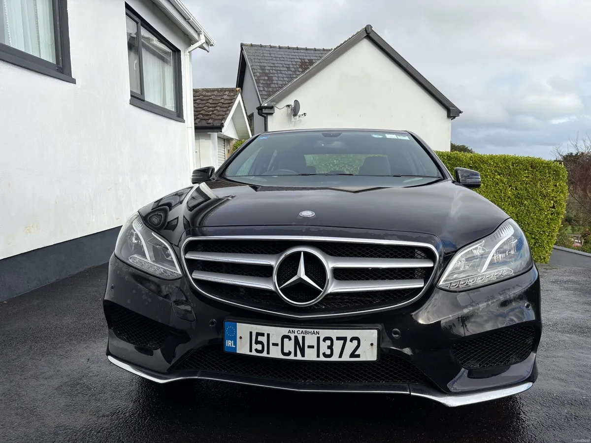 151 Mercedes E-Class AMG 220 bluetec - Image 2