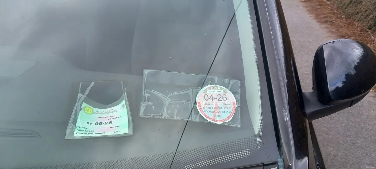 Volkswagen Tiguan 2012 - Image 3