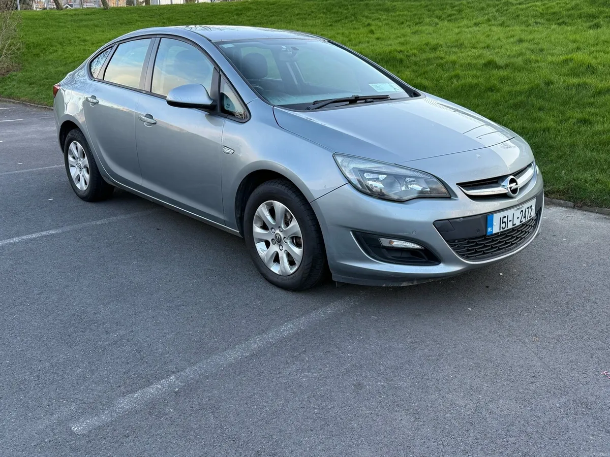 2015 Opel Astra 1.6 CDTI , NCT 07/26 TAX 02/26 - Image 1