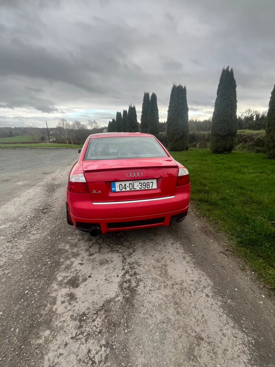 Audi A4 2004 - Image 4