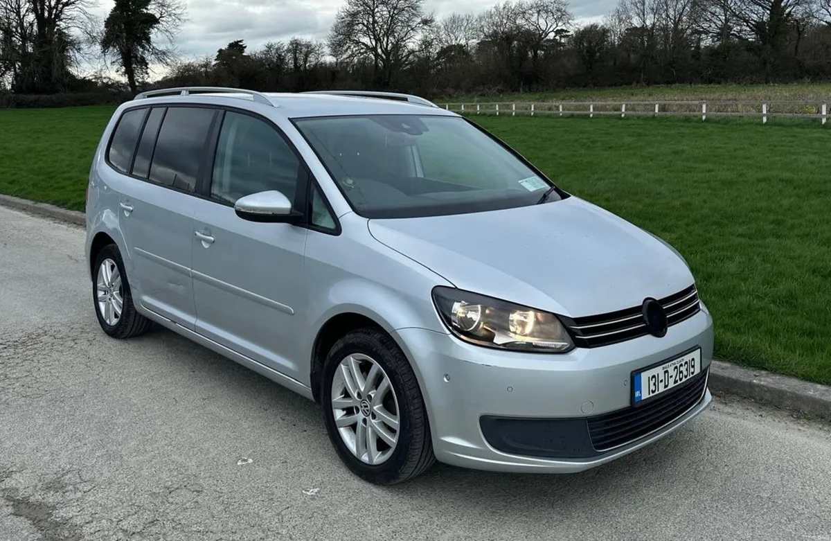 Volkswagen Touran 2013  Only 76,892 Kmh - Image 1
