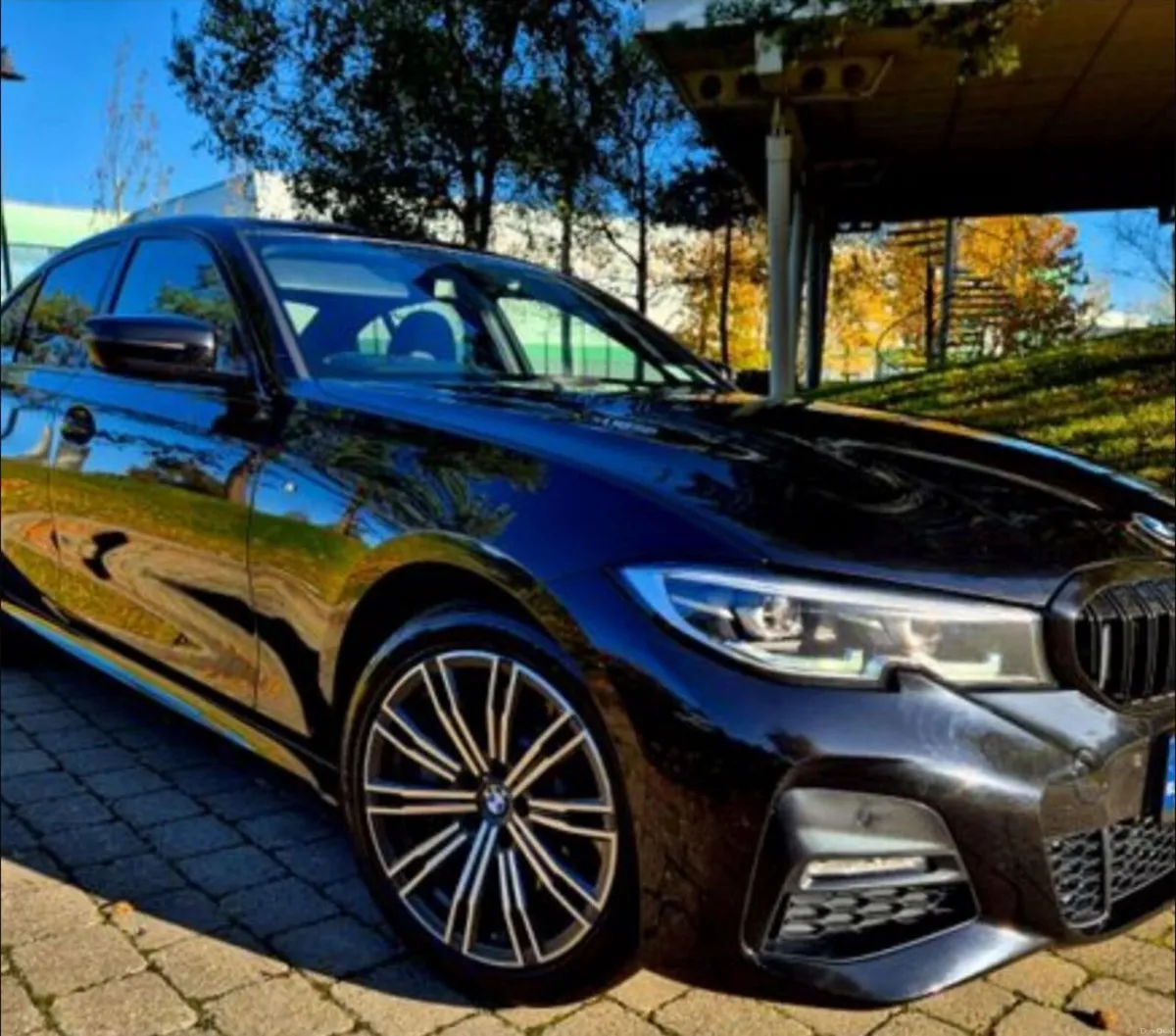 BMW 3-Series 2020 - Image 2