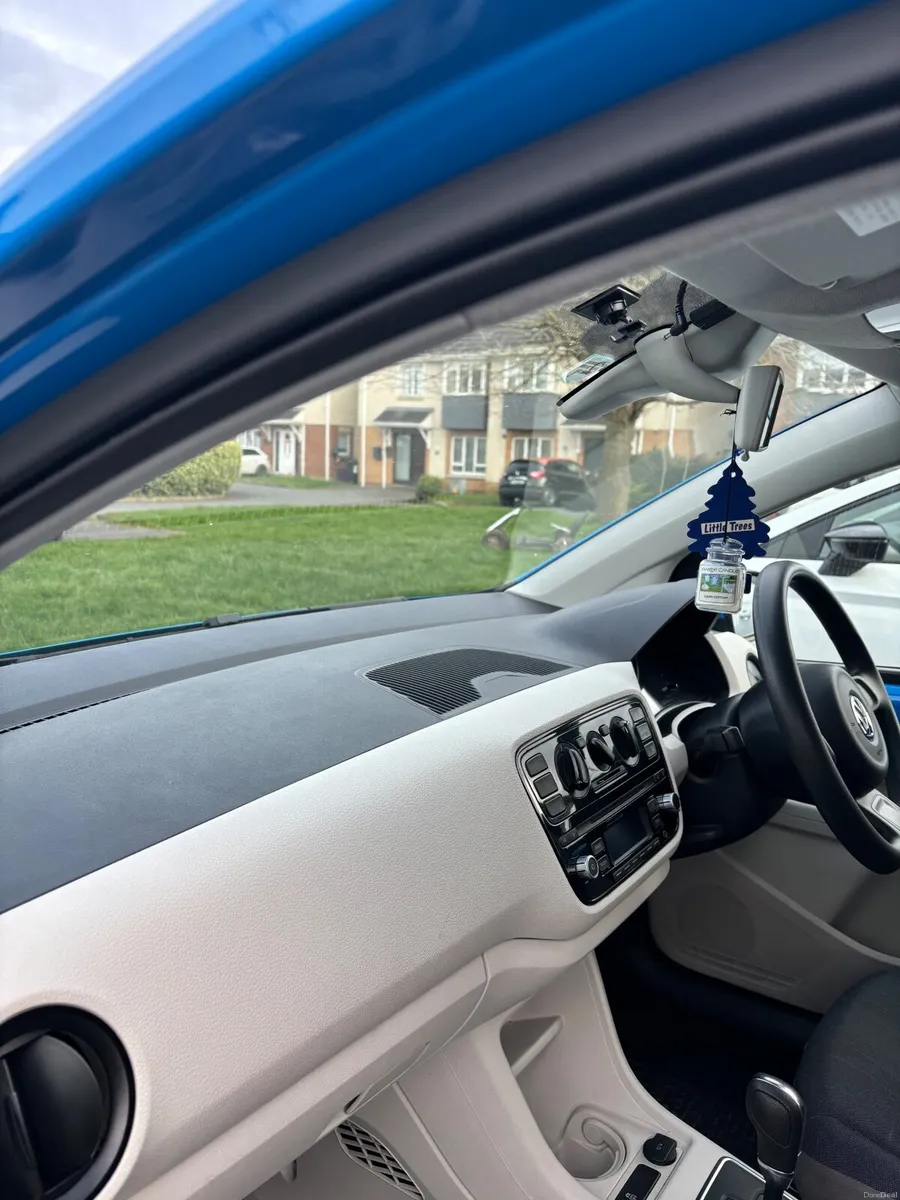 Volkswagen up! 2yr parts warranty / NCT passed - Image 3