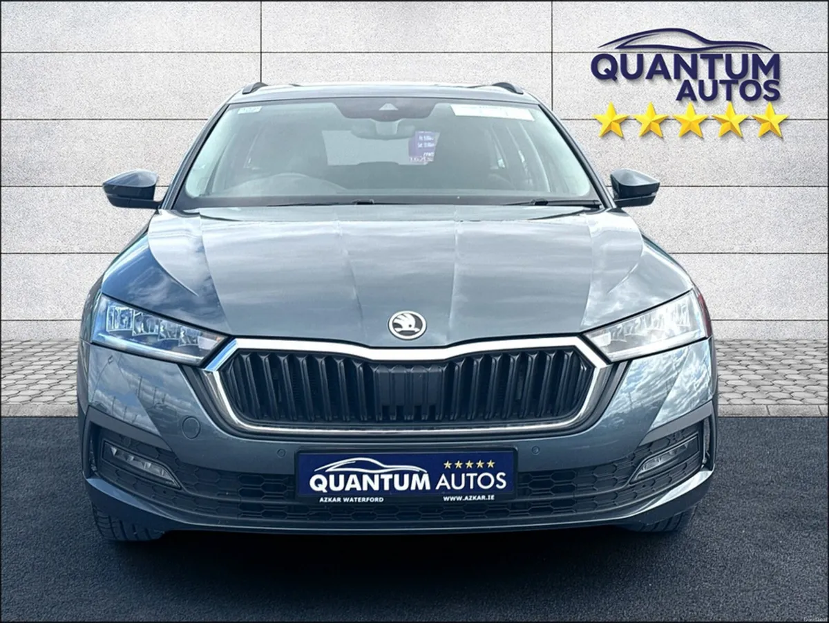 Skoda Octavia 2022 STYLE 1.4 TSI PHEV AUTOMATIC ES - Image 3