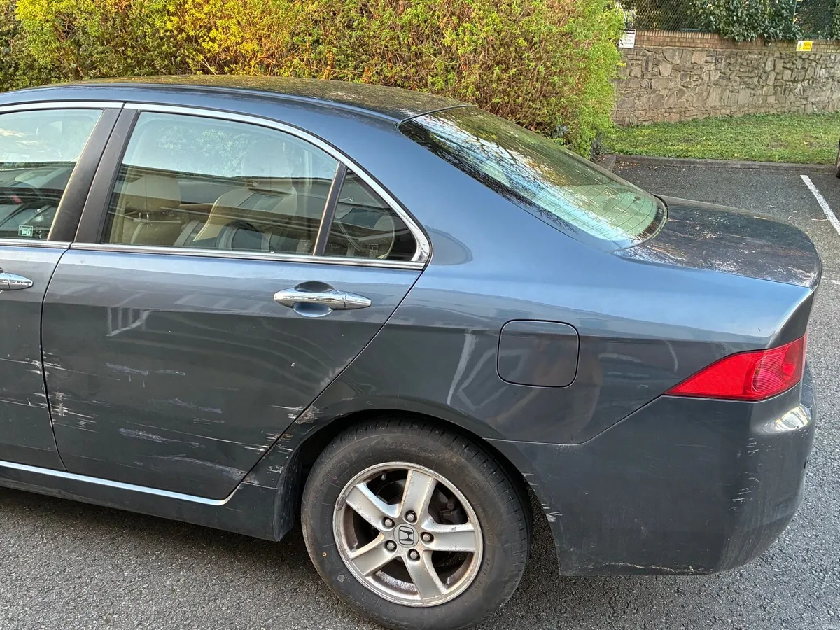 Honda Accord 2005 - Image 4