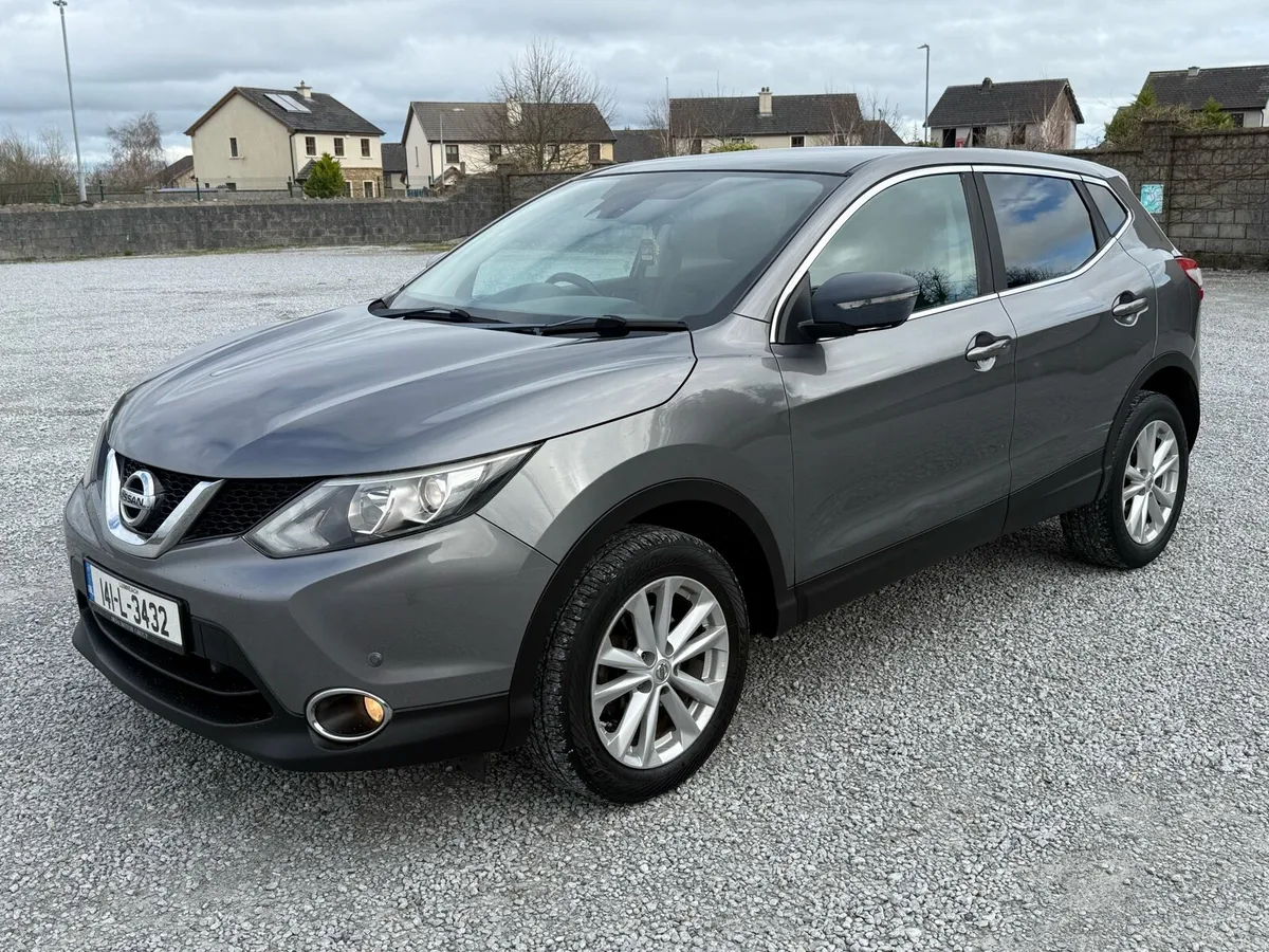 2014 Nissan Qashqai Panoramic Roof - Image 4