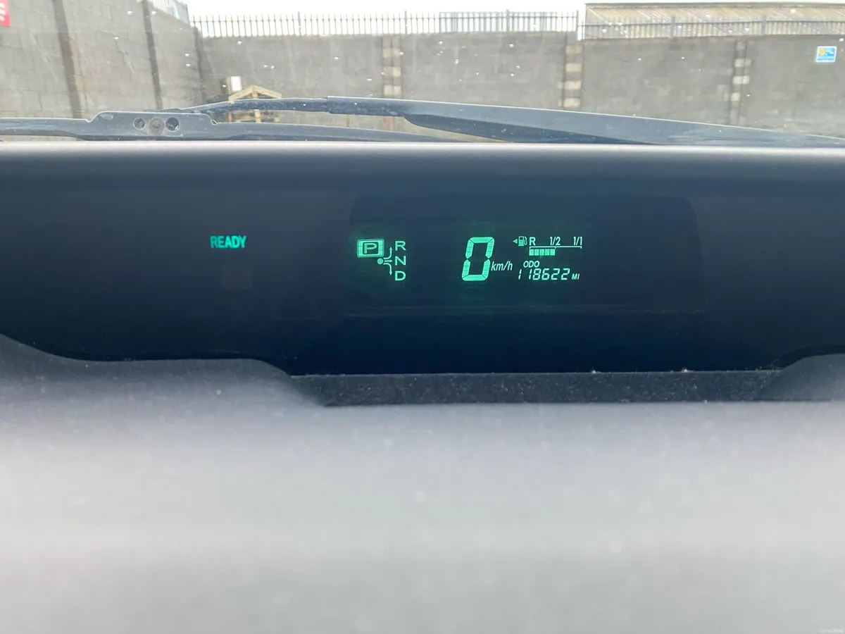 Toyota Prius 2009 Model Low mileage - Image 2