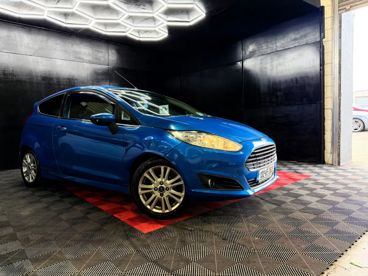 Ford Fiesta 2013 - Image 1