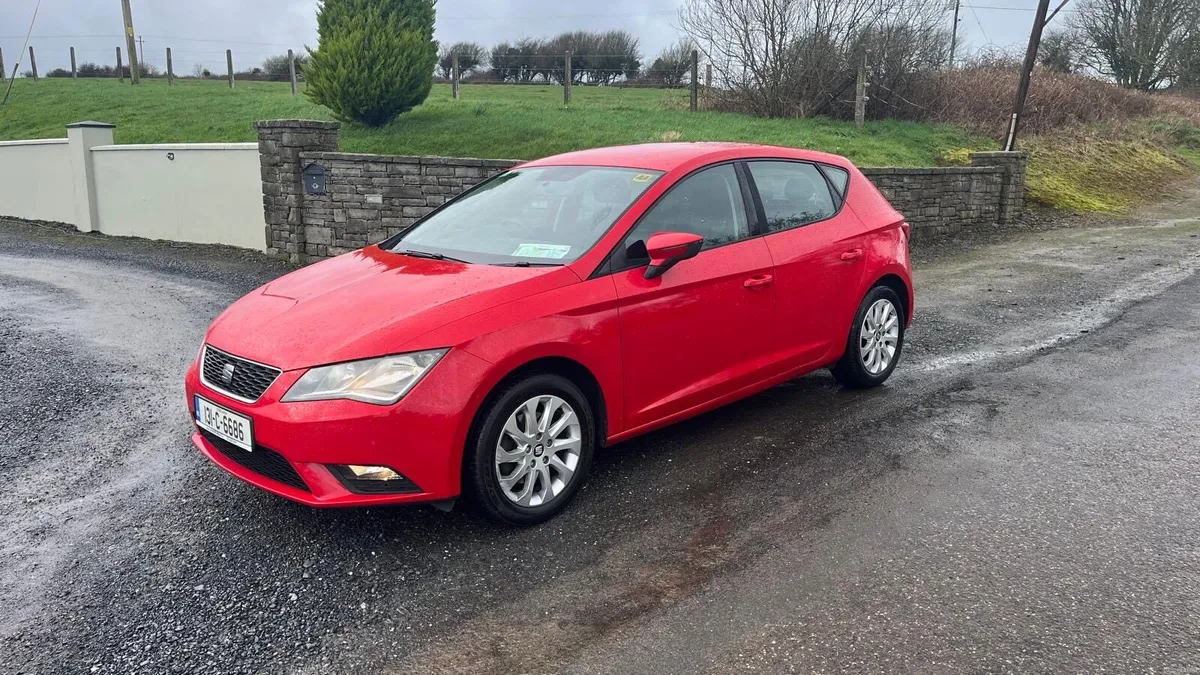 €6100 Seat Leon Full Service History Nct Tax - Image 3