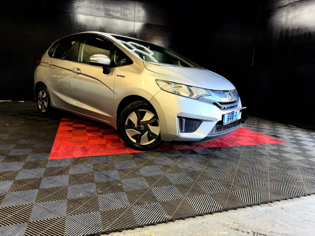 2015 Honda Fit Hybrid ( Low Mileage) - Image 3