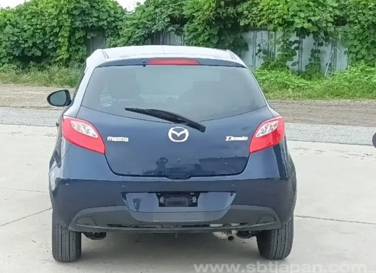 2013 Mazda Demio only 17k kms - Image 4