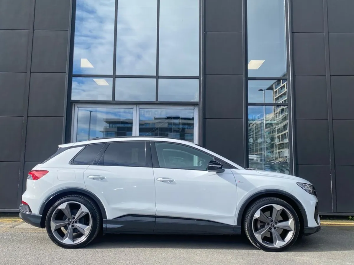 Audi Q4 e-tron 40 Black Edition S-Line Auto EV - Image 4