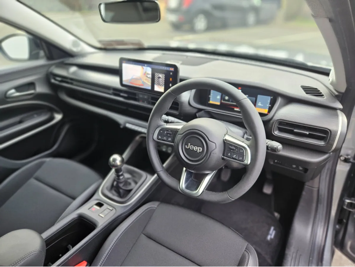 Jeep Avenger 1.2 100HP MT ALTITUDE - Image 3