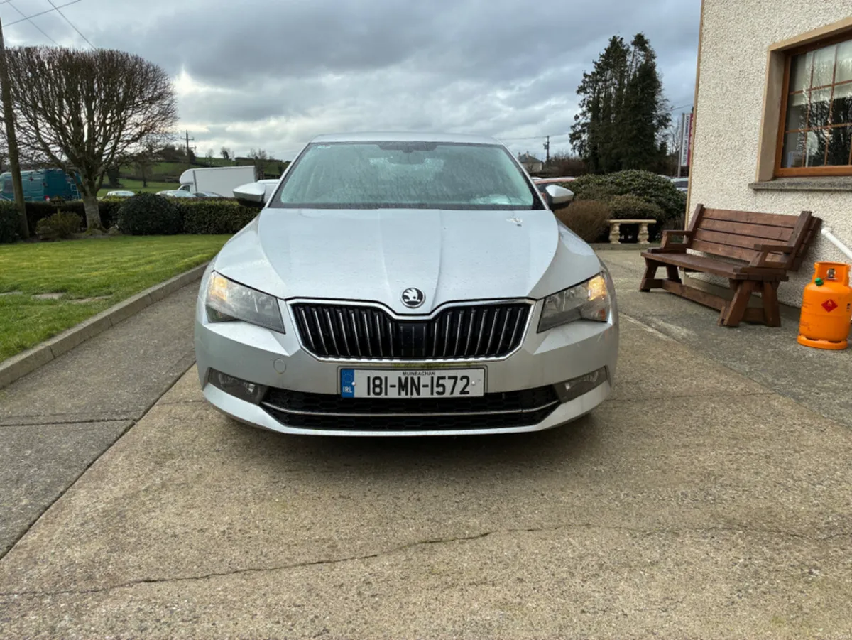 Skoda Superb 2.0 TDI SE TECHNOLOGY 15 150PS 5DR AU - Image 2