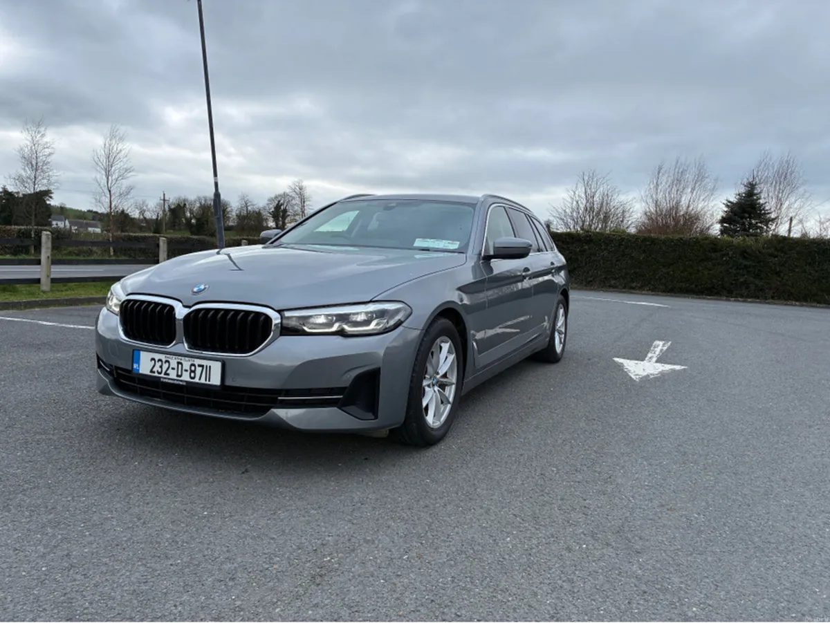 BMW 5-Series D 5TSA 4DR AUTO - Image 1