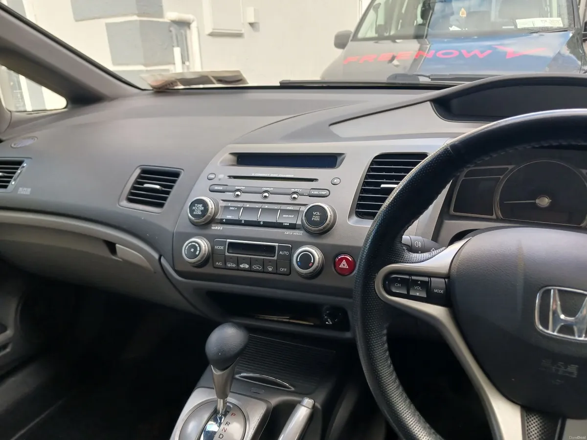 Honda Civic 2008 - Image 3