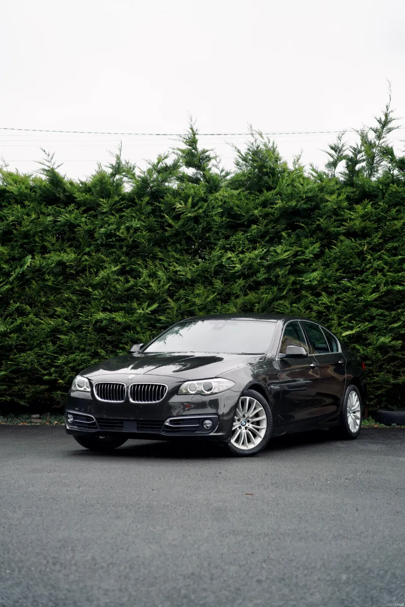 🌟 BMW 523D Luxury 2015 With Low Mileage 🌟 - Image 1