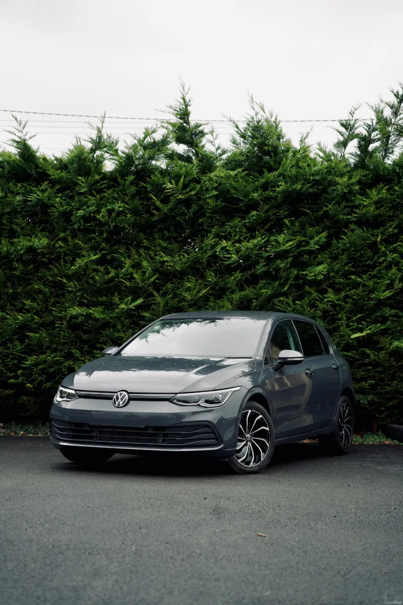 🌟Volkswagen Golf 1.0 Highline 2023 With Low Milea - Image 1