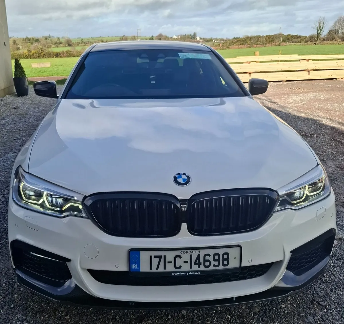 BMW 5-Series 2017 - Image 1