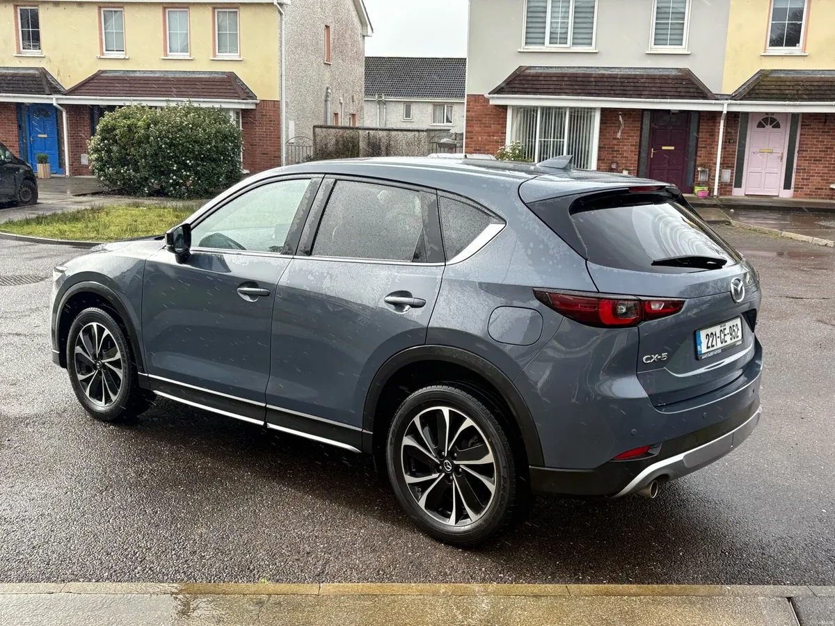 221 Mazda CX5 2.0 Petrol 165PS * LOW MILEAGE * - Image 4