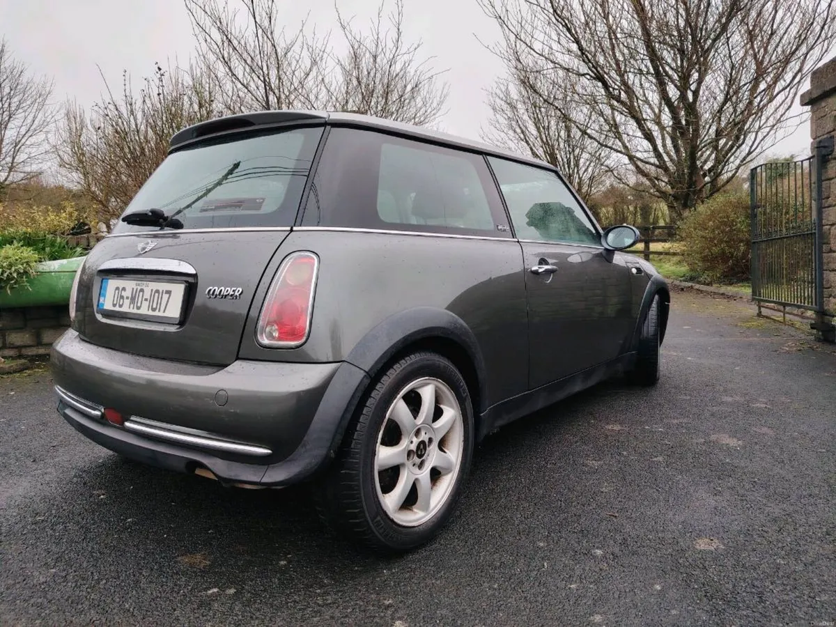 MINI COOPER Park lane LOW MILEAGE - Image 1