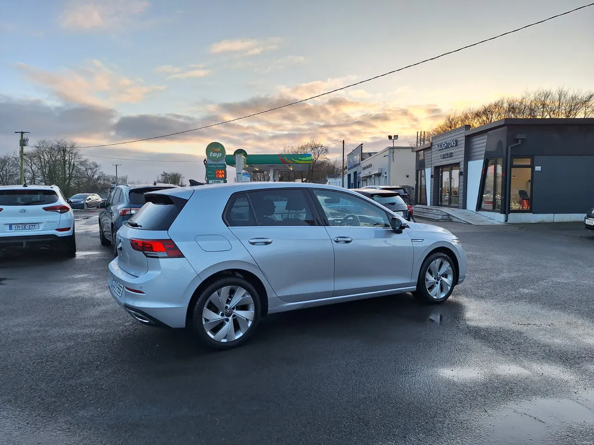 Golf 2.0 TDI Style *High Spec/Camera/Loaded Extra - Image 3