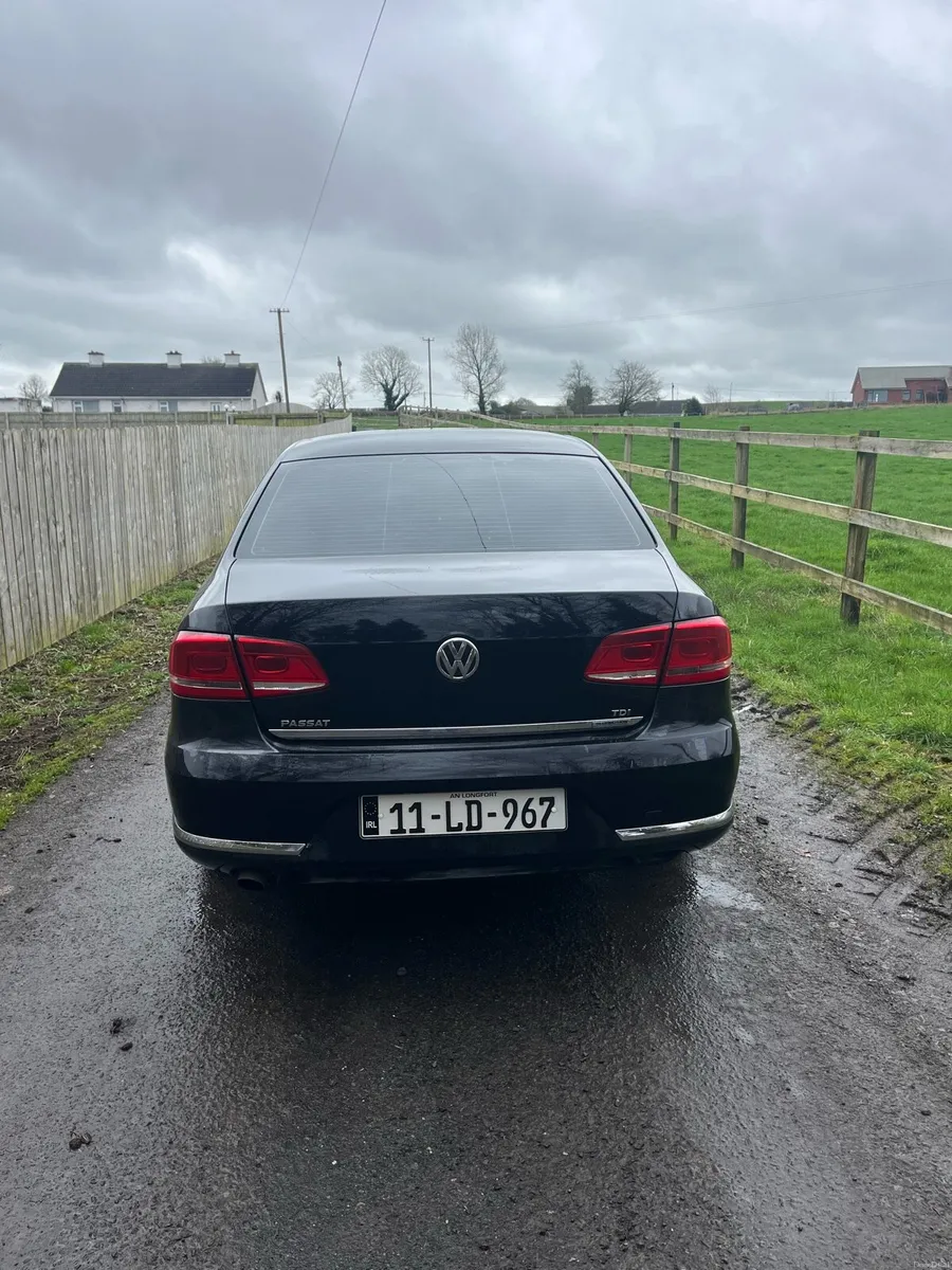 2011 Volkswagen Passat 1.6 - Image 4