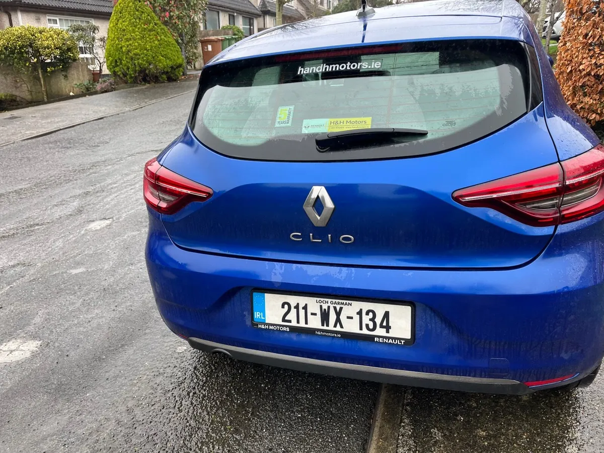 Renault Clio 2021 - Image 1
