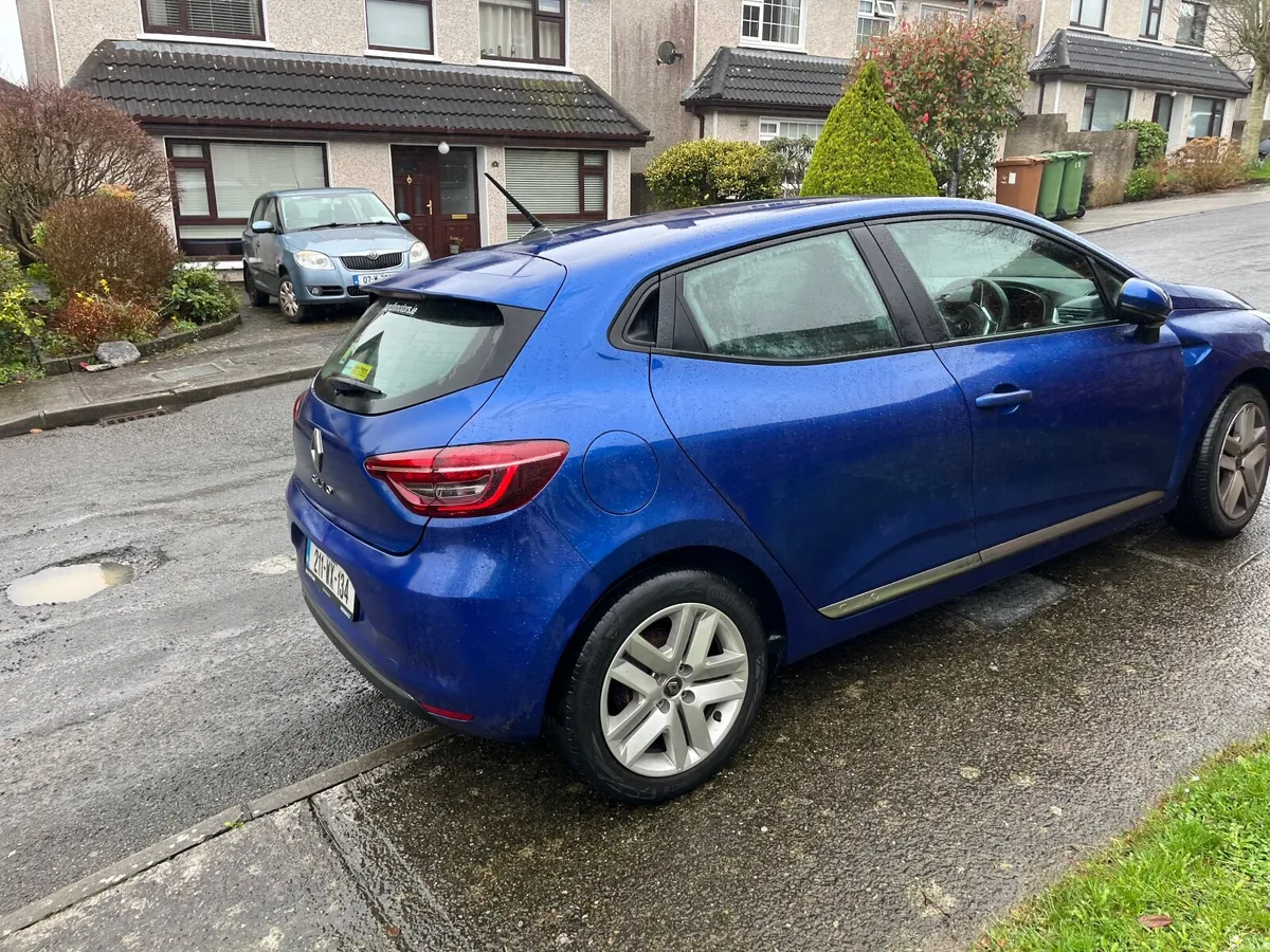 Renault Clio 2021 - Image 2