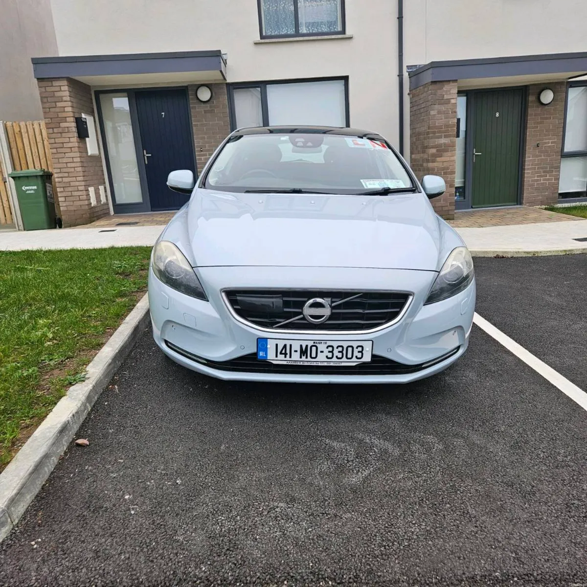 2014 Volvo V40 T4 High Spec Automatic – Panoramic - Image 1