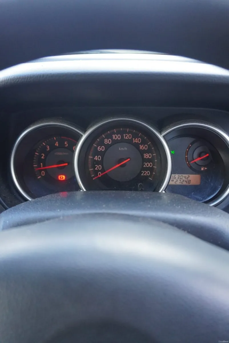 Nissan Tiida 08 - Image 3