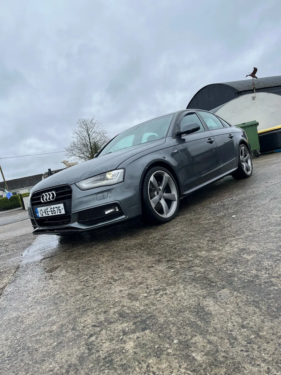 Audi a4 s-line black edition - Image 1