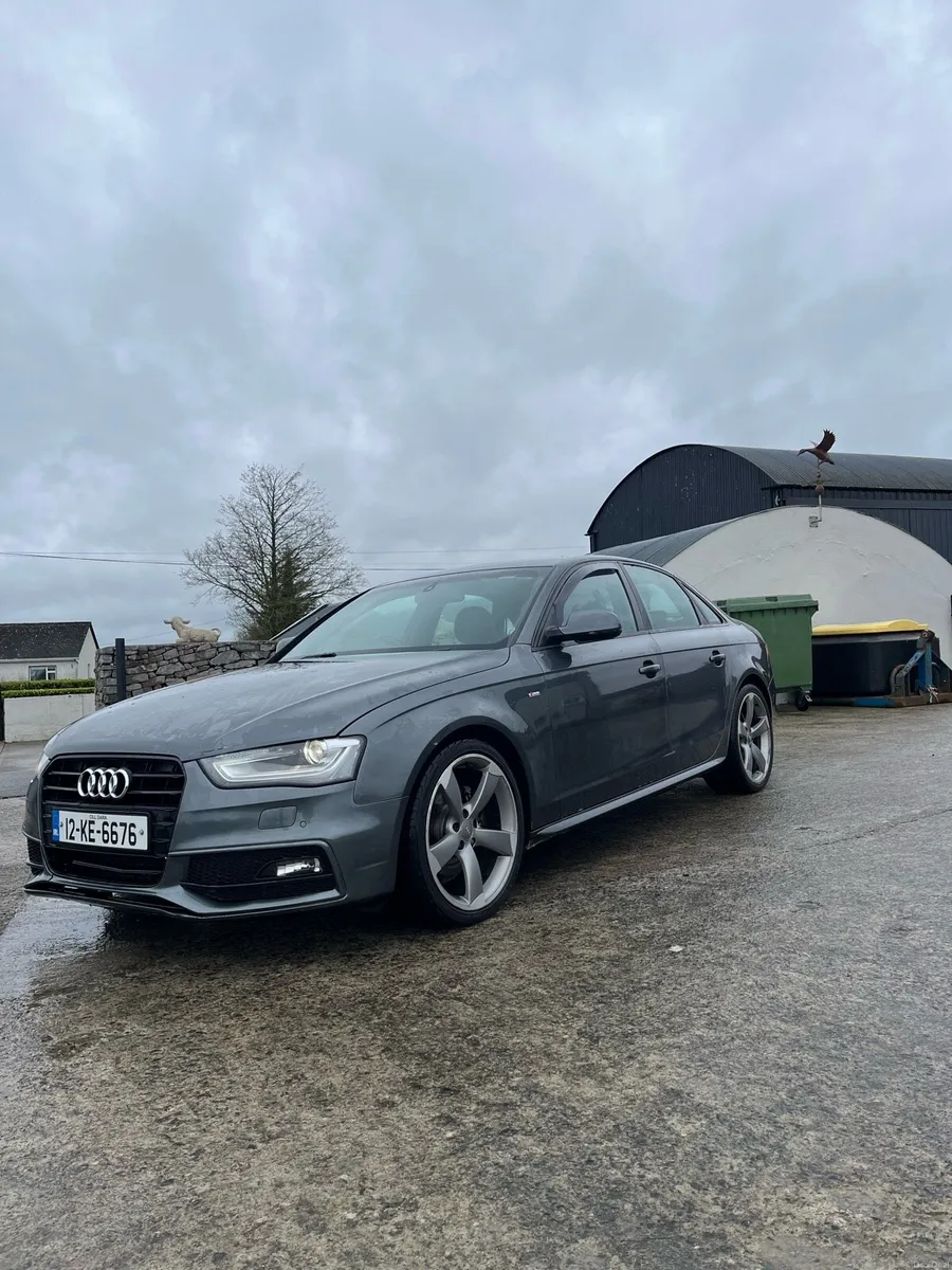 Audi a4 s-line black edition - Image 3