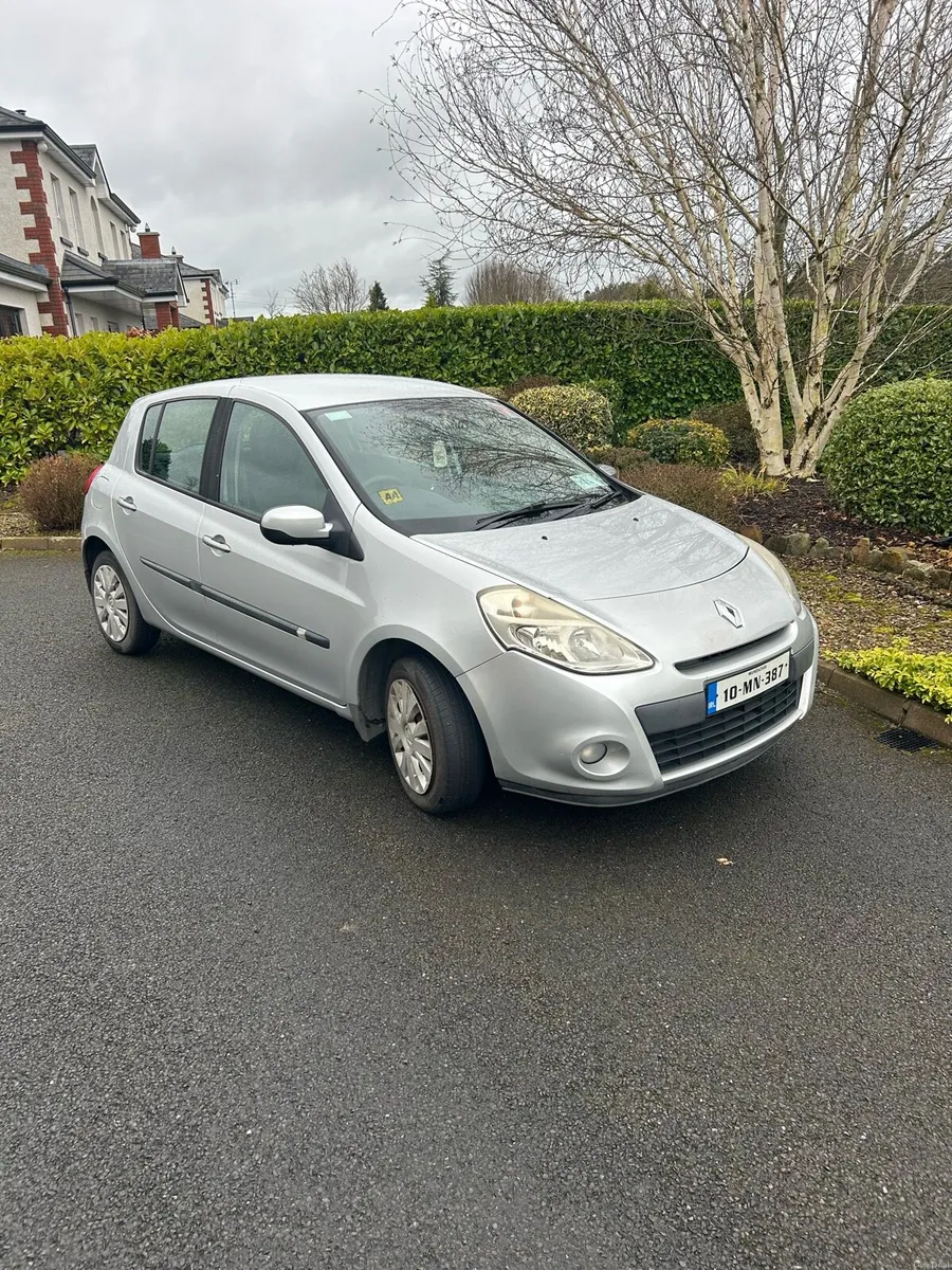 Renault Clio - Image 1