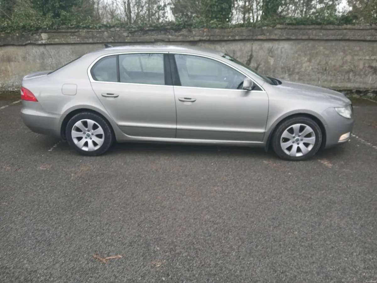 Skoda superb - Image 3