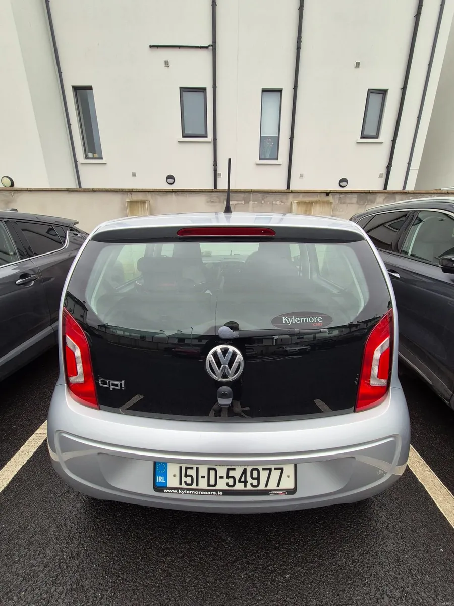 Volkswagen up! 2015 - Image 1