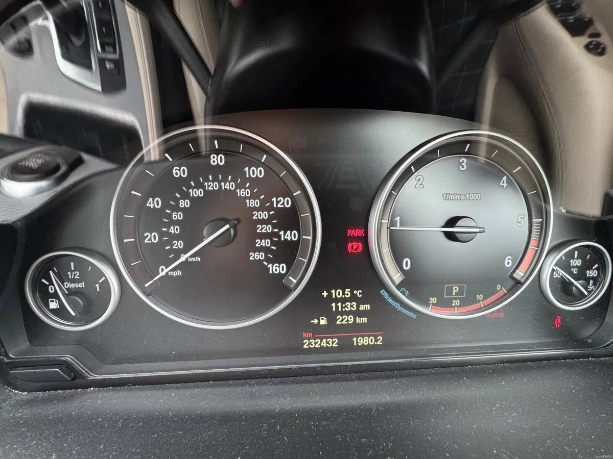 BMW 5-Series 2013 Msports - Image 4