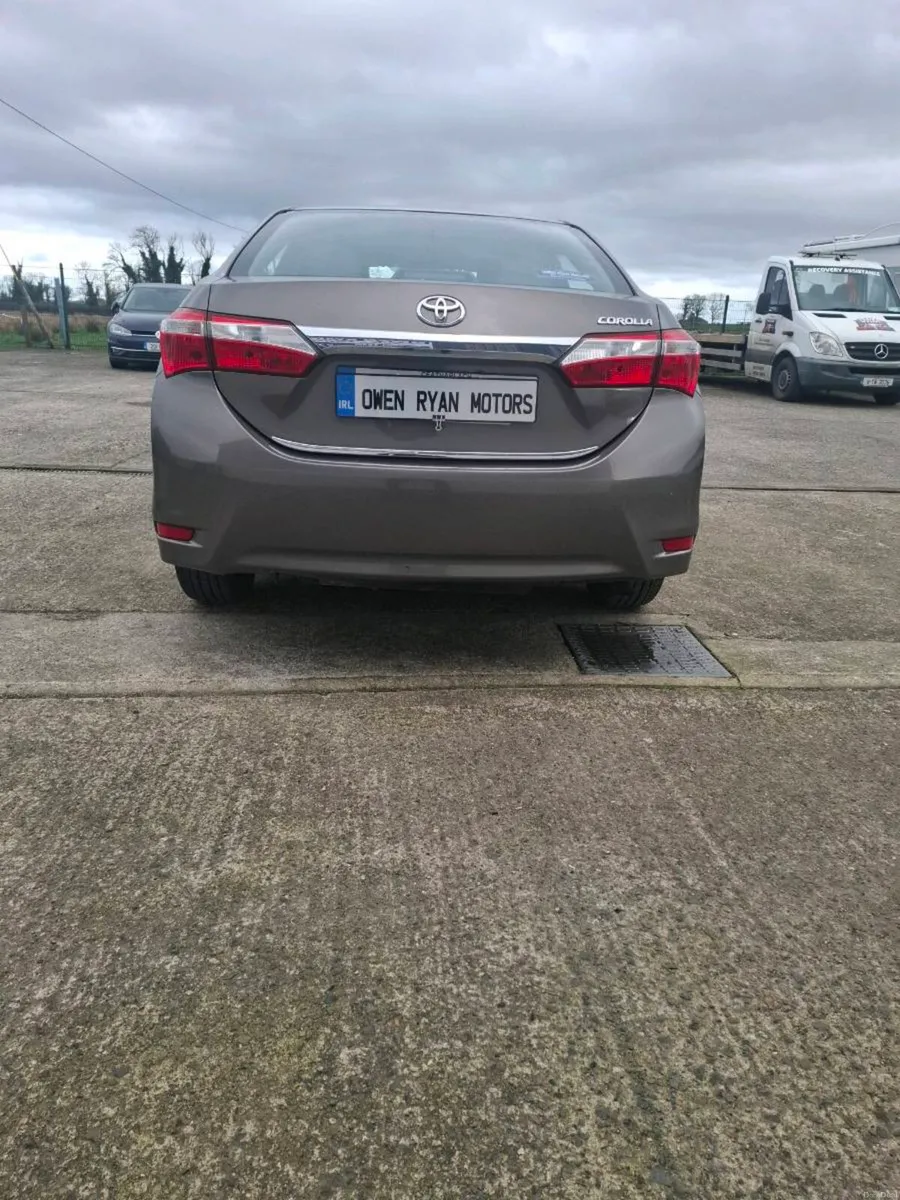 TOYOTA COROLLA 1.3 PETROL 2017 - Image 4