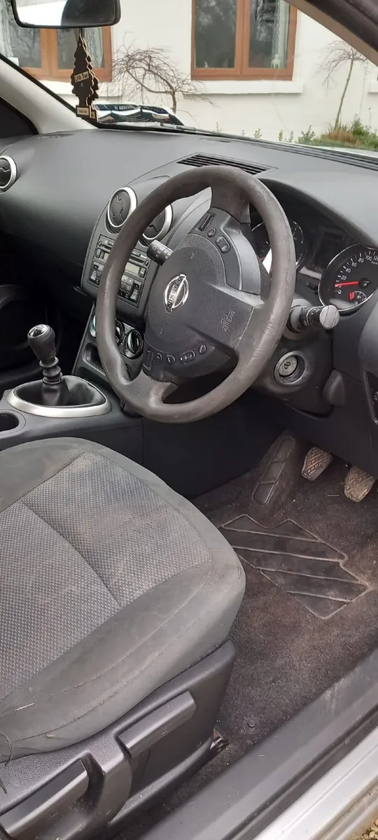Nissan Qashqai 2011 - Image 3