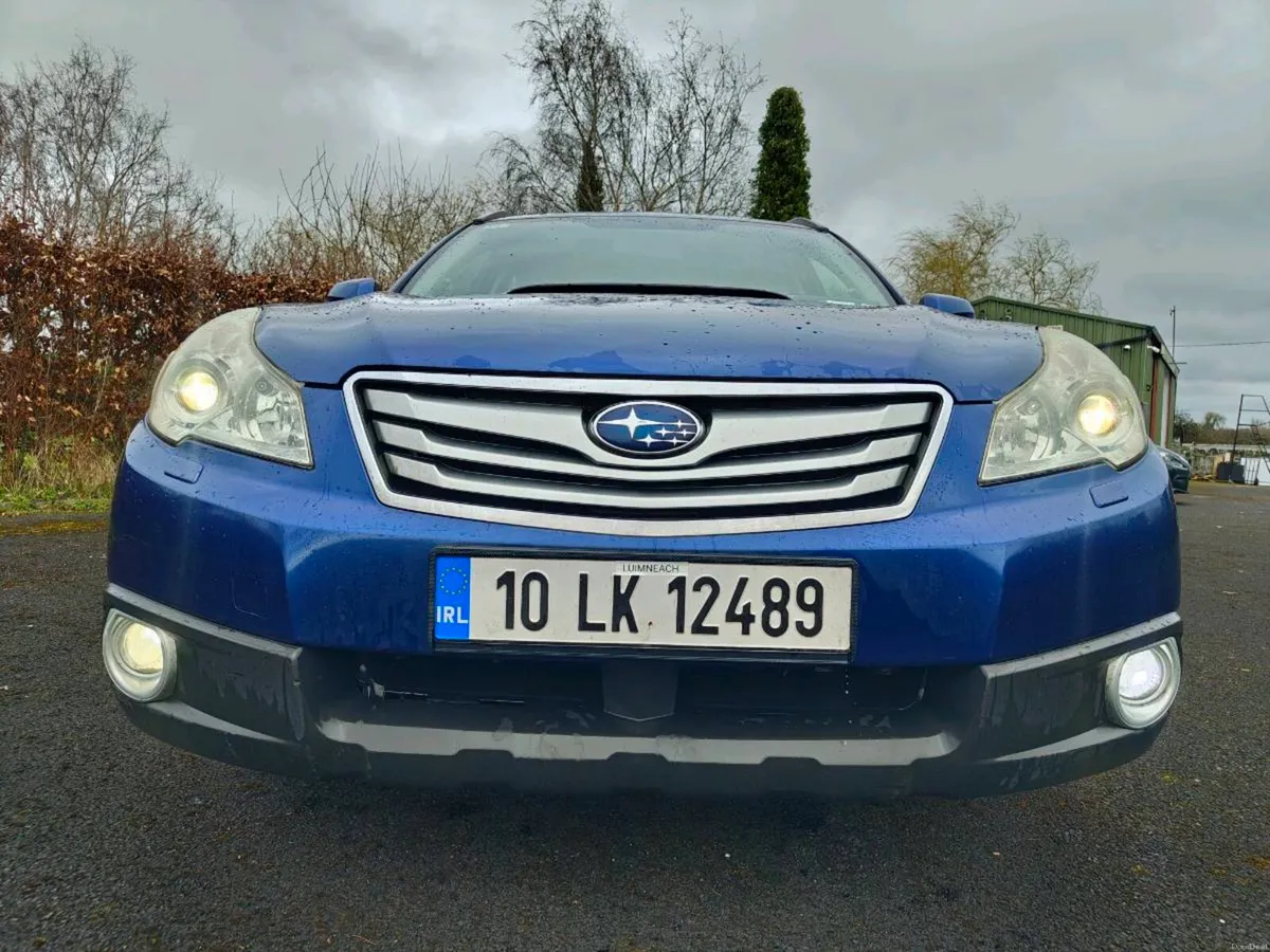 Subaru outback 2.0D Nav Plus 2010 Facelift version - Image 2