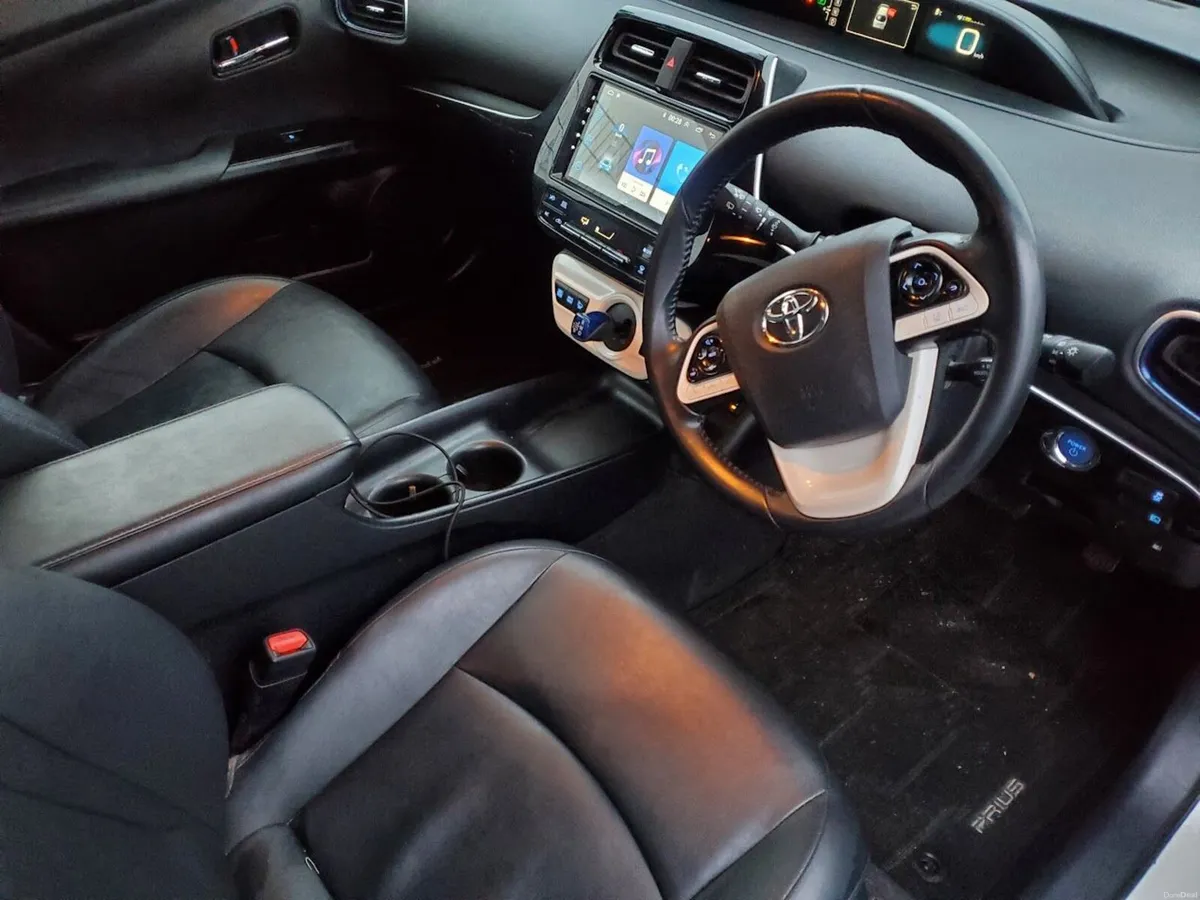 Toyota Prius 2022 - Image 4