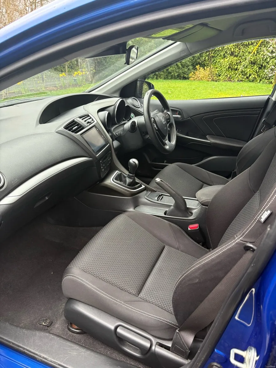 Honda civic 2015 - Image 4