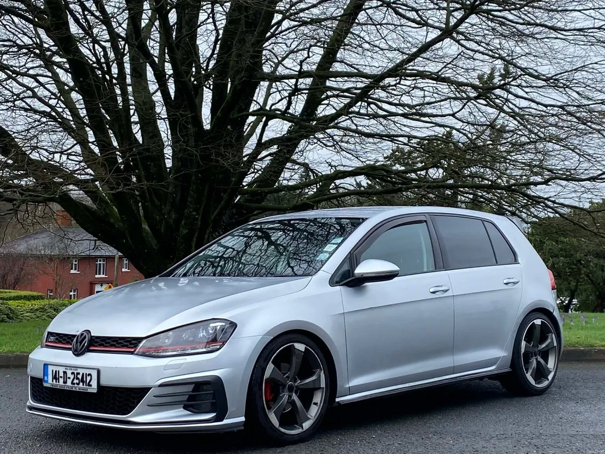 141 Volkswagen Golf HL Bluemotion - Image 1