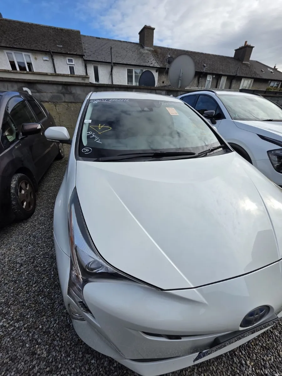 Toyota Prius S Touring 2017 - Image 3